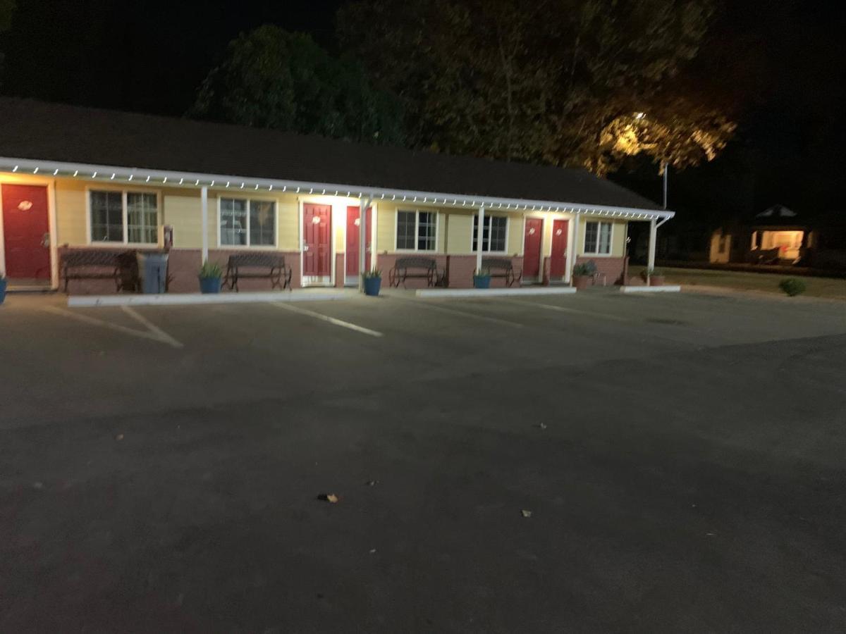 Colusa Motel Exterior photo